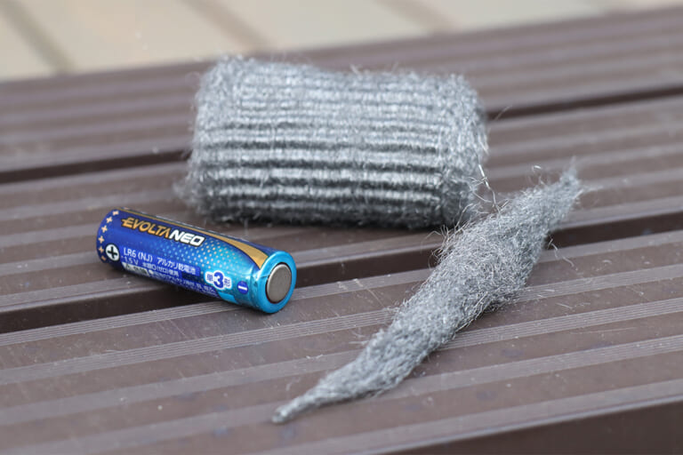 「火が付かない」から卒業できる！ 目から鱗の簡単火起こしテクニック術 soto lover ソトラバ ～ソトラバならもっと外遊びに