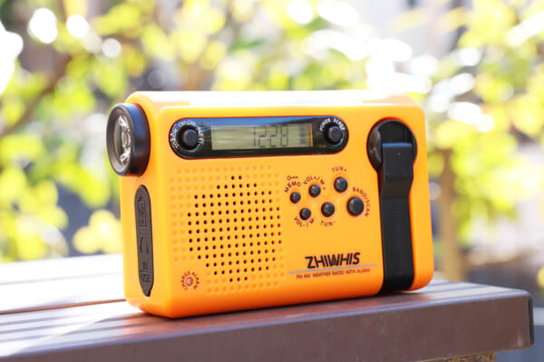 ZHIWHIのZWS-900ポータブル型ラジオ