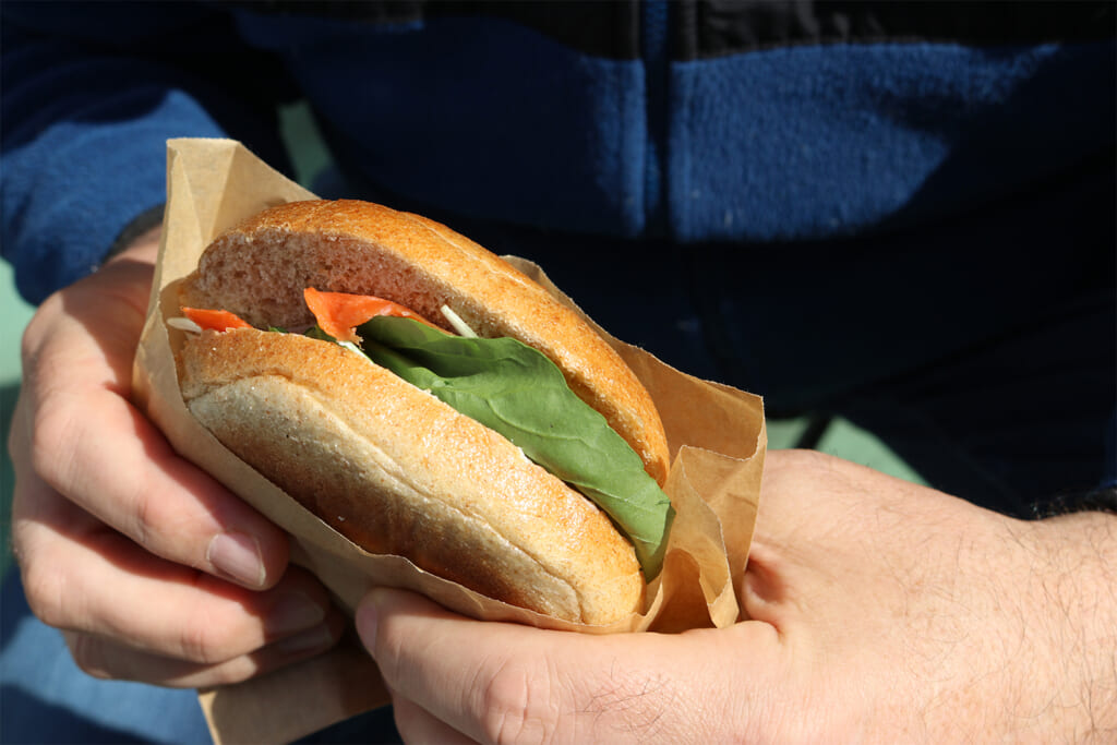 行動食にも最適なベーグルサンド