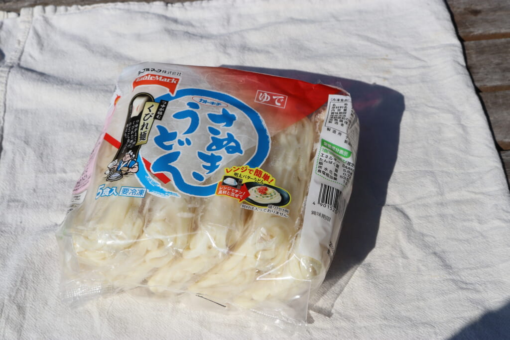 キャンプで重宝する冷凍うどん