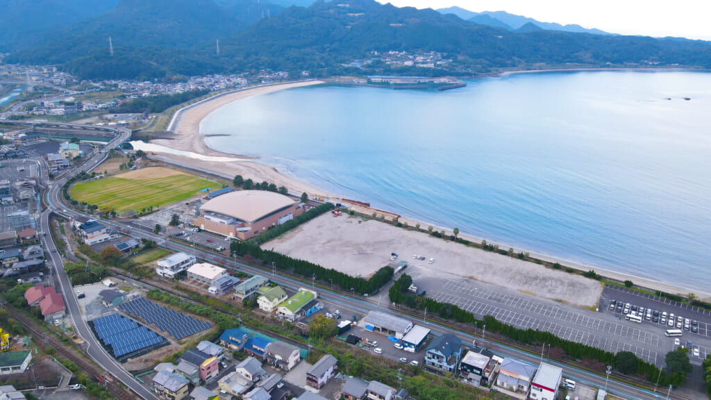 ホテル浦島の駐車場