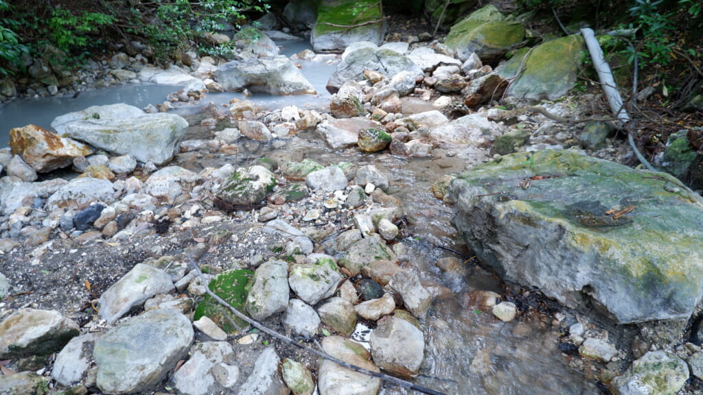 川の湯の野湯