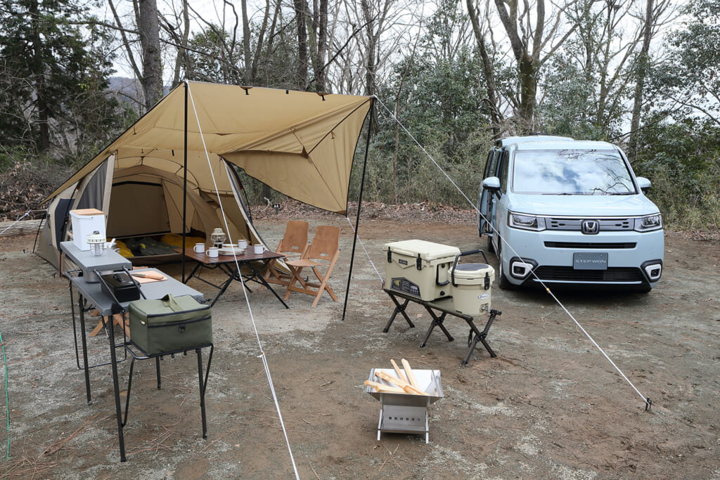 ホンダ・ステップワゴンe:HEV AIRとOgawaシャンティRテント