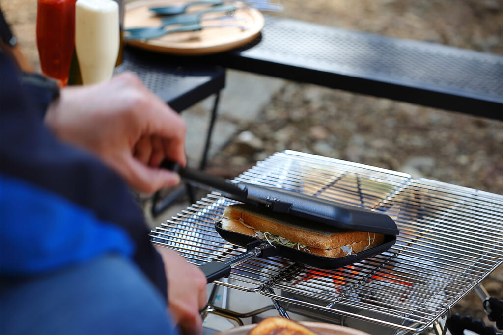 ホットサンドの調理