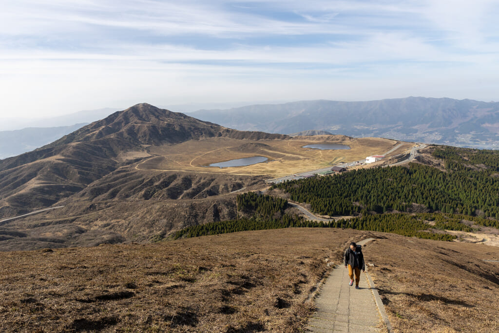 阿蘇北外輪山でトレッキング