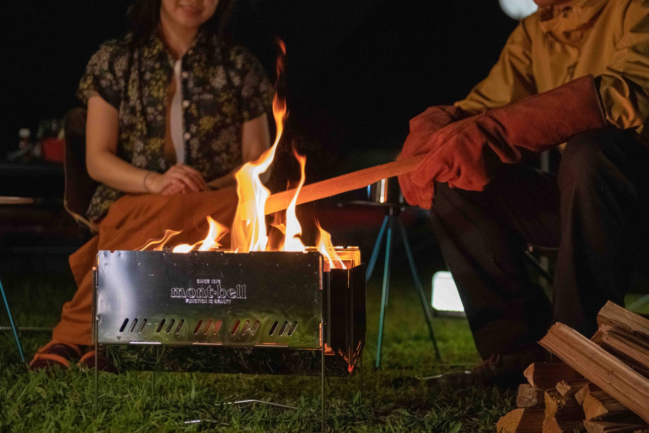 二重＆深型構造で高い燃焼効率を実現！ ストレスフリーの焚き火が魅力