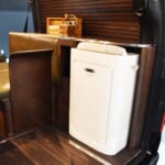 【画像】最新装備がヤバいほど満載！  ハイエースベースで「日常使い」から「くるま旅」まで二兎追えるキャンピングカーの中身とは 〜 画像1