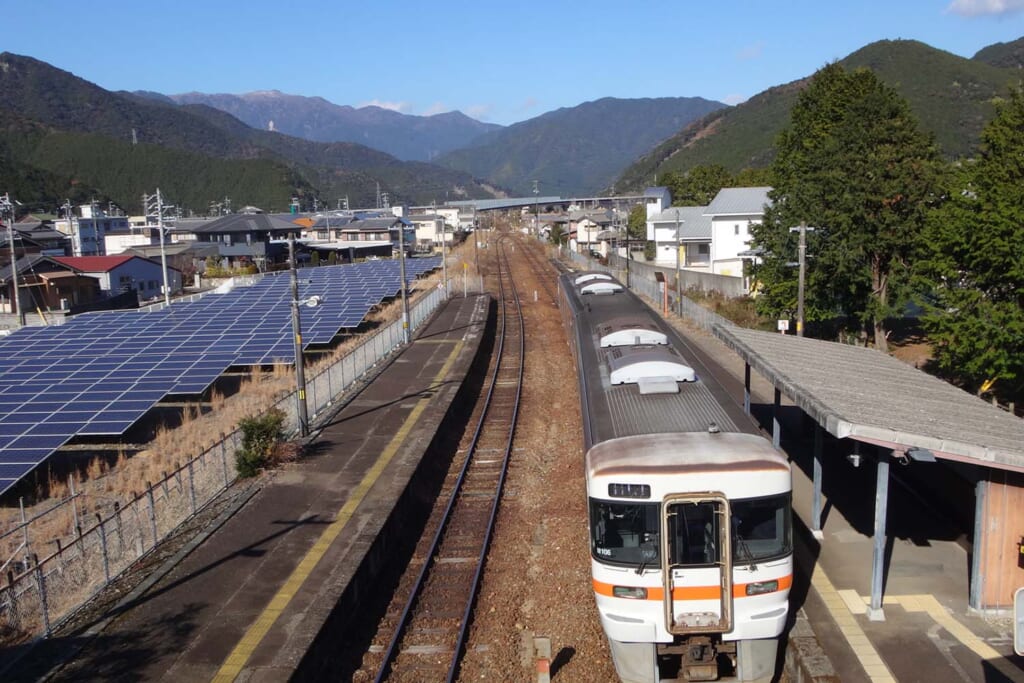 JR紀勢本線の相賀駅