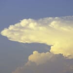 【画像】空に浮かぶ雲の正体は何？   雲のことを知って雲と仲良くなる「雲の図鑑」vol.3〜入道雲〜 〜 画像1