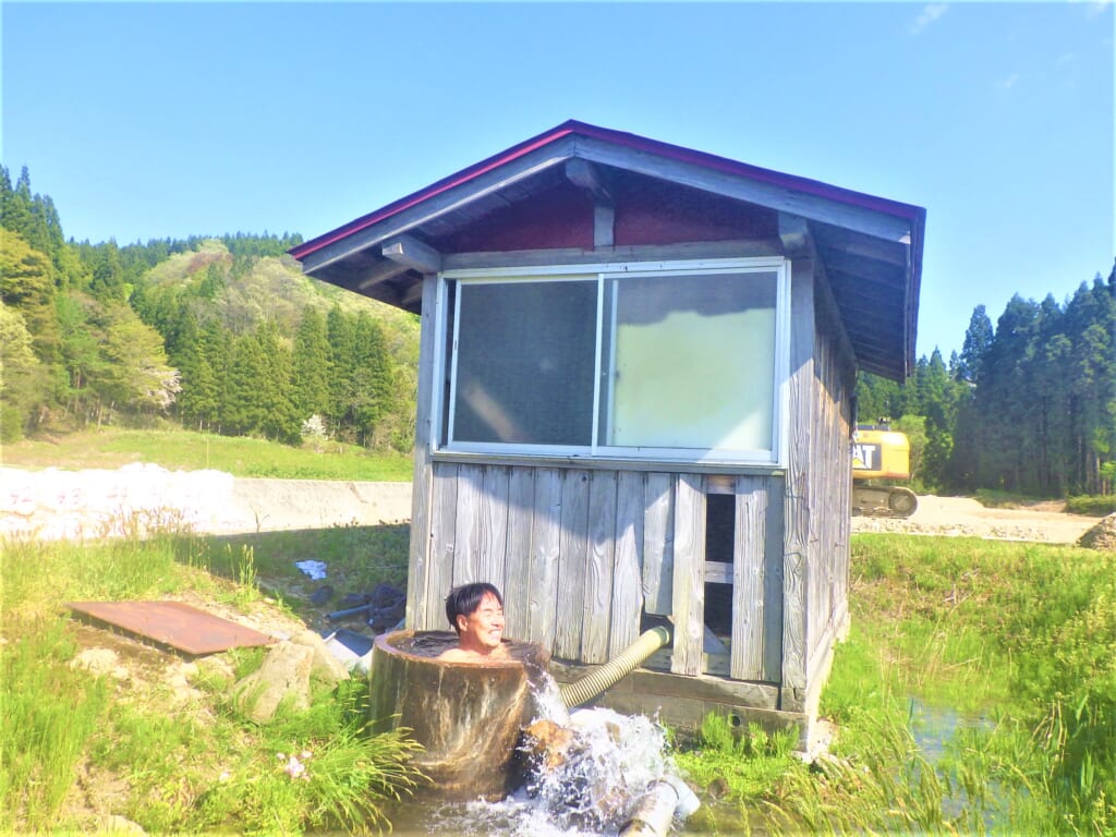 満澤温泉の土管の湯