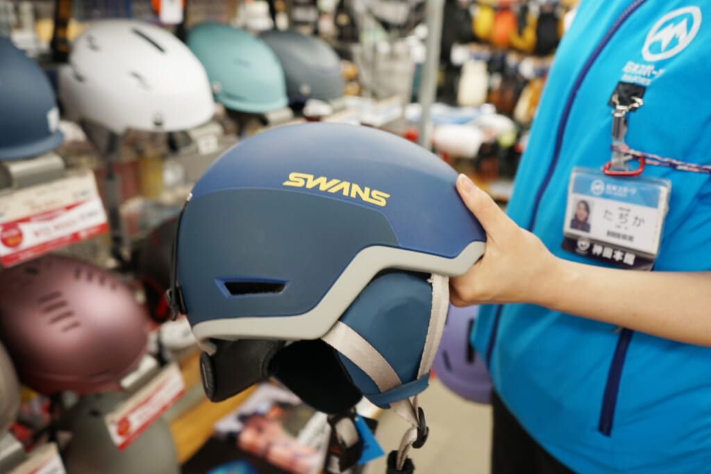 スキー用のヘルメット