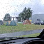 雨天のキャンプ場