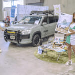 【画像】「ログハウスな軽トラ」に「キャンプ仕様の営業車」！　クセ強めなクルマが集結した「地方自動車ショー」の中身 〜 画像1