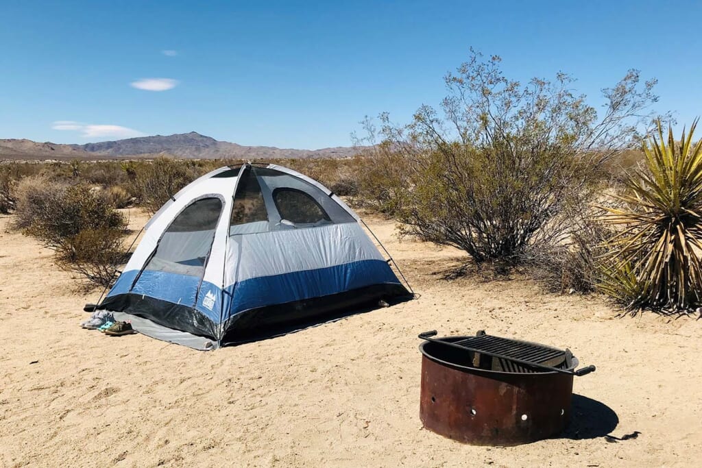 ファイヤーピットを常設したアメリカのキャンプ場