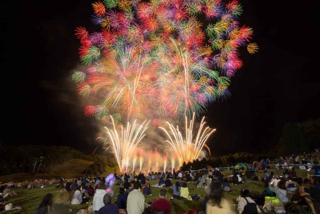 米百俵フェス ～花火と食と音楽と～