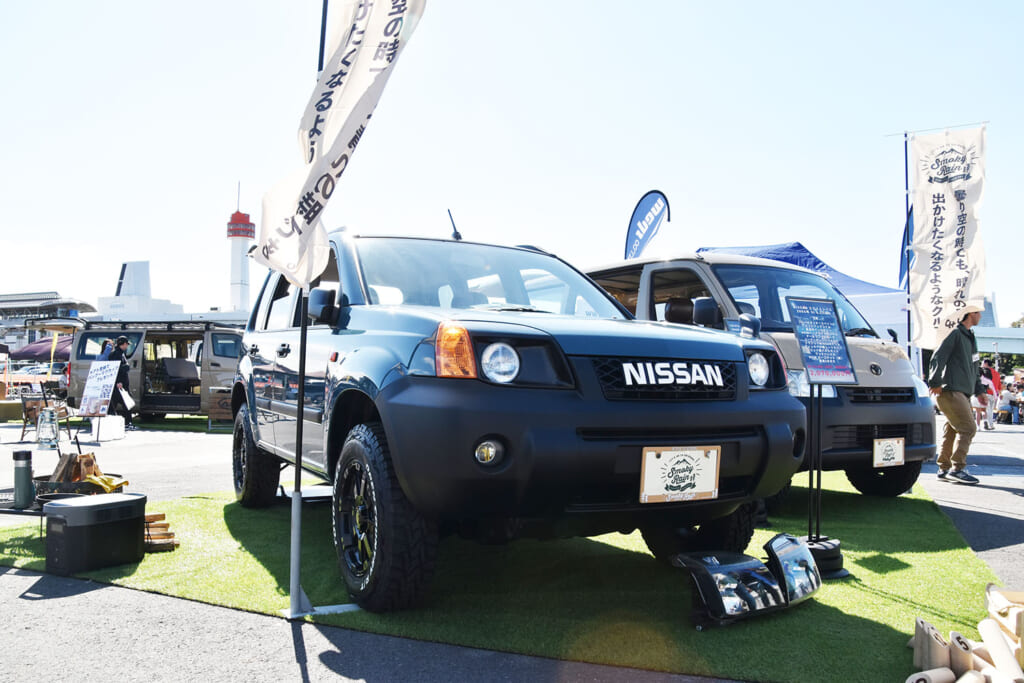 スモーキーレインの日産エクストレイル