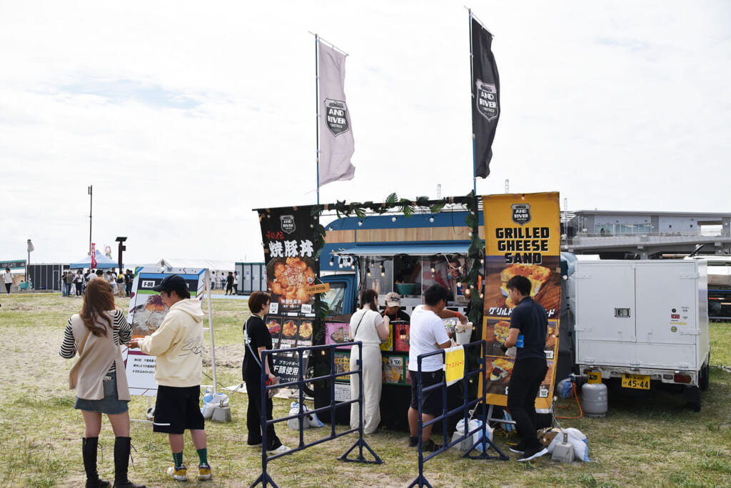 大洗海上花火大会 ふるさと納税フェスティバルのキッチンカー