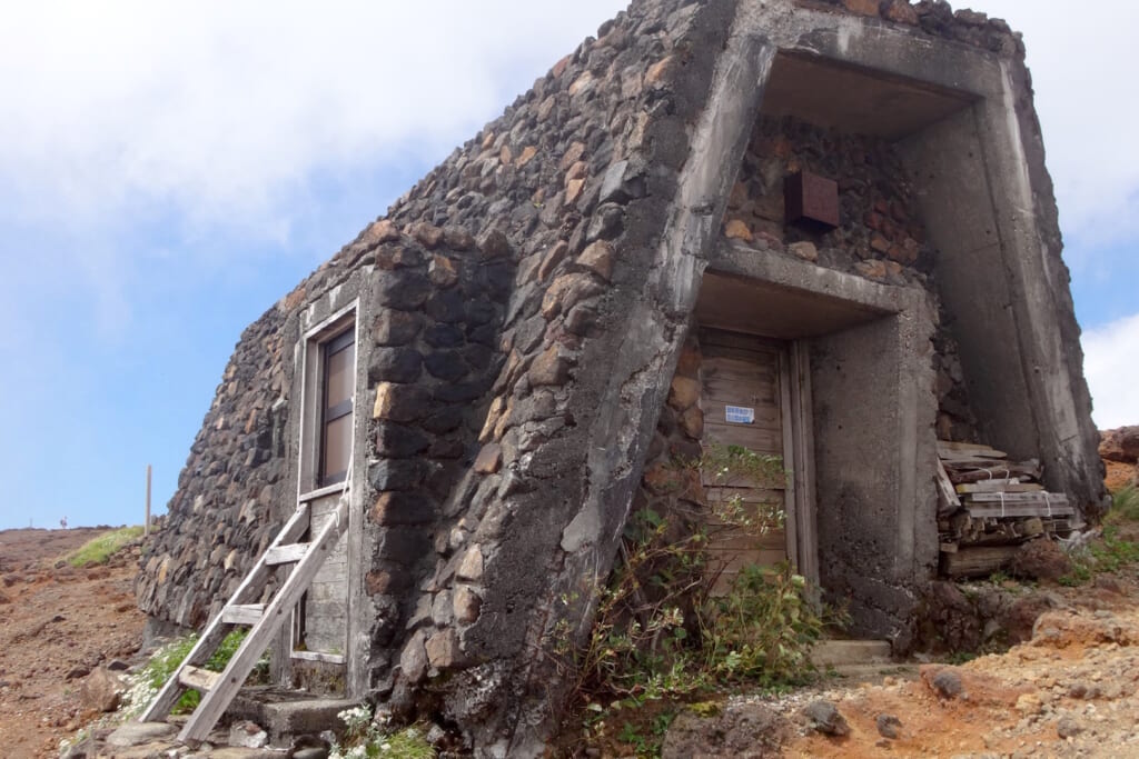 熊野岳避難小屋