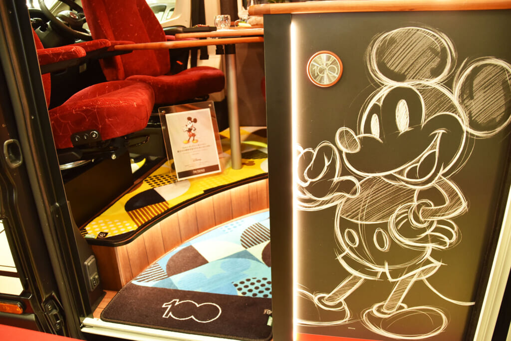 FIAT DUCATOベースのDA VINCI 6.0〈DISNEY100〉EDITION