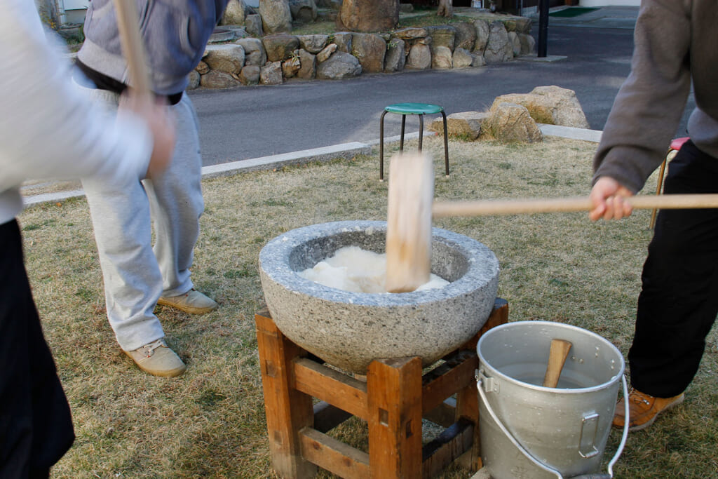 新春のお餅つき