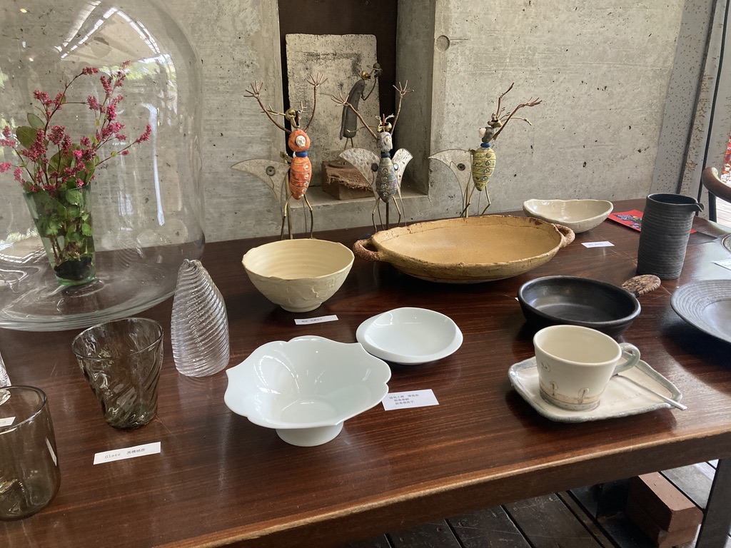 カフェレストランシュウの店内展示