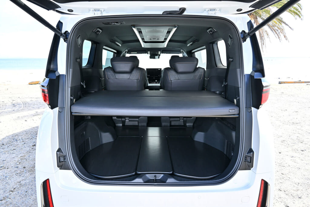 OGUshow VELLFIRE MB CONCEPTのベッドシステム