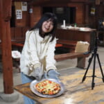 【画像】姫乃たまの「おそとで生きるもん！」 vol.22　本格的な石窯でピザ焼き!? コテージで「安来の野菜たっぷりピザ」づくり体験 〜 画像1
