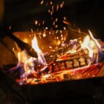 【画像】【焚き火の本】心が疲れたら「焚き火」をしよう。炎がもたらす「ゆらぎの効果」とは 〜 画像1
