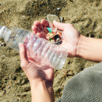 【画像】廃棄ペットボトルがサングラスに？　地球環境に配慮した「かけ心地抜群」のアイウェアが誕生 〜 画像1