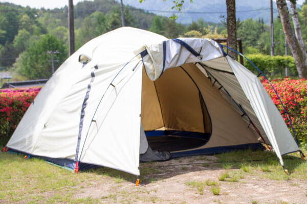 ドーム型のテント