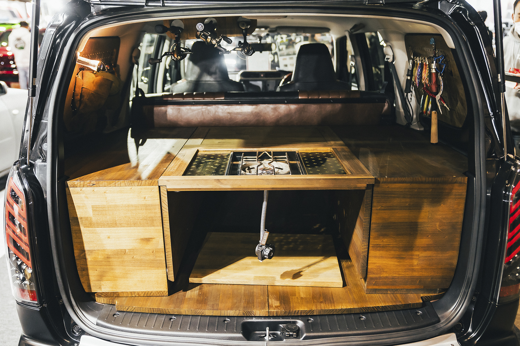 プロボックス荷台棚 プロボックス 荷台作成 : 東建設株式会社