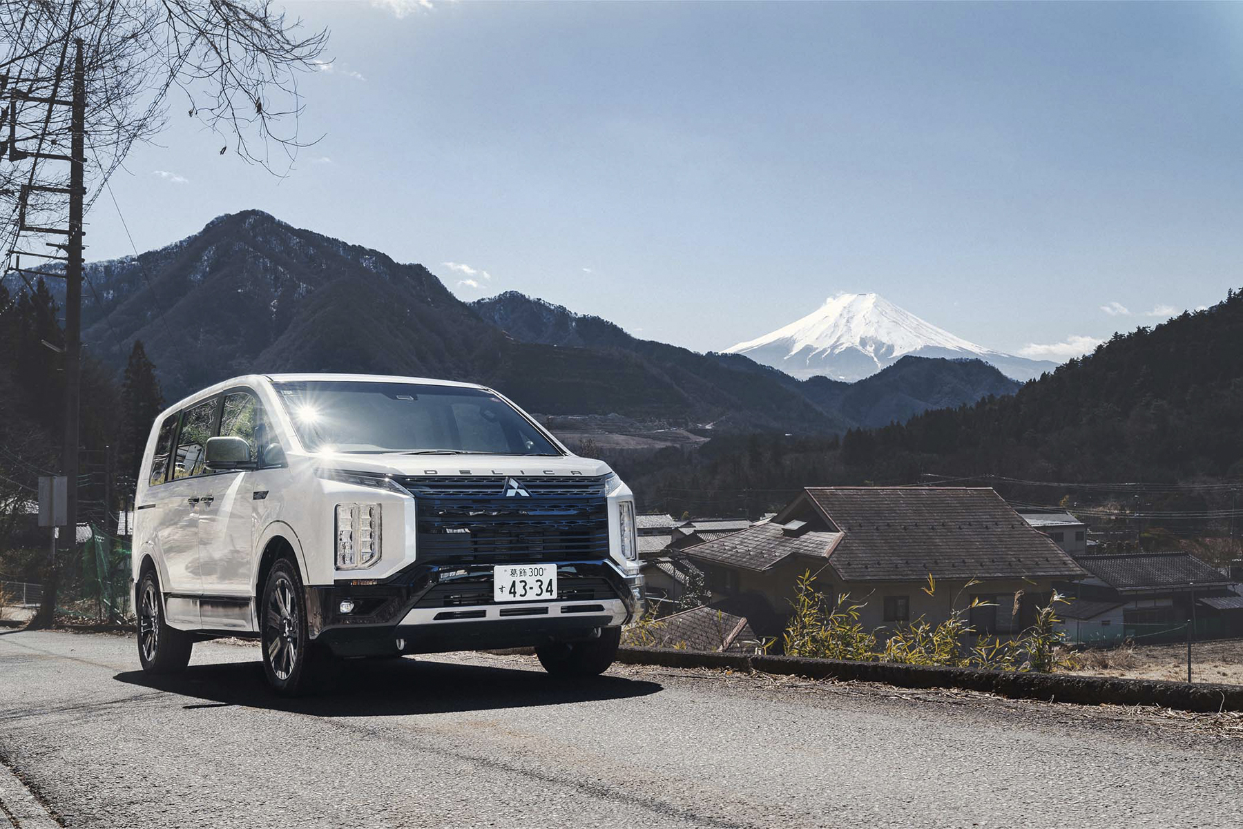 絶景富士山を見る日帰り登山旅三菱・デリカD：5“シャモニー”で行く