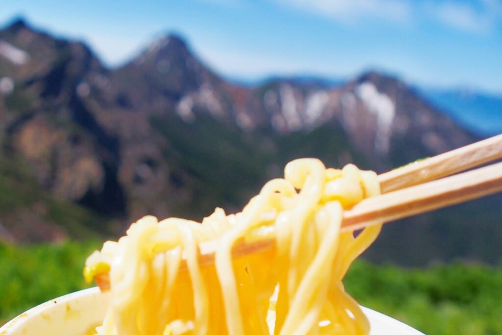 カップラーメン