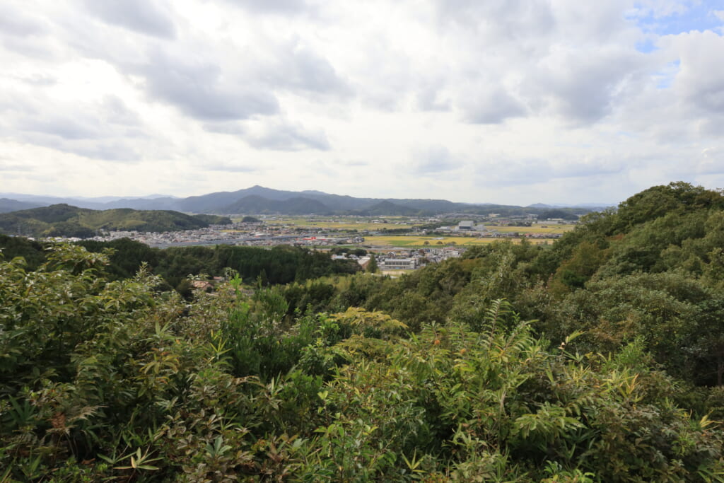 世界平からの京羅木山