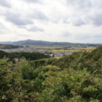 安来・世界平から眺める京羅木山と田園風景