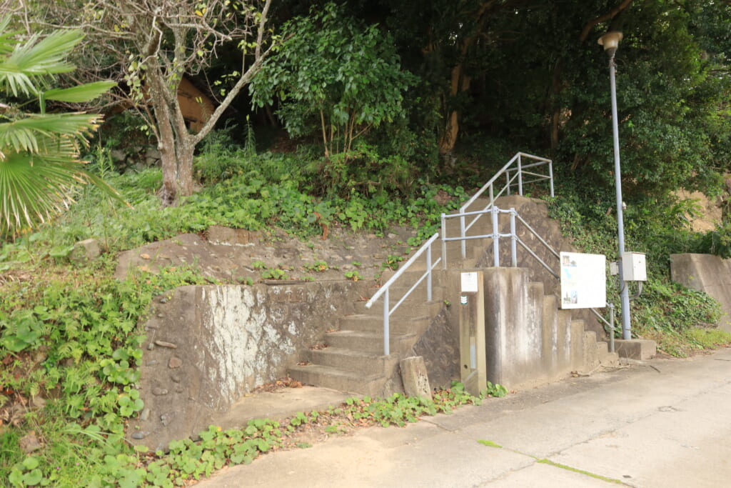 東の登山口