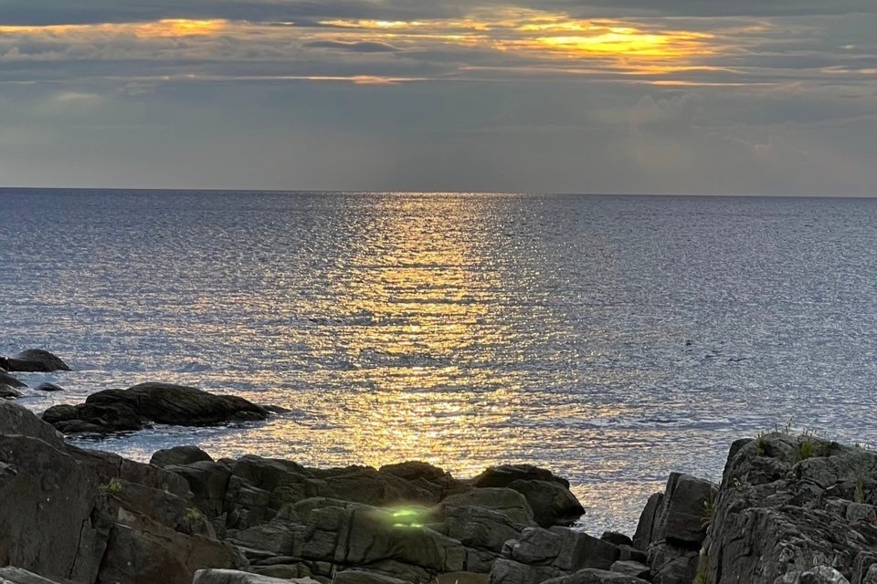 越前海岸に沈む夕日