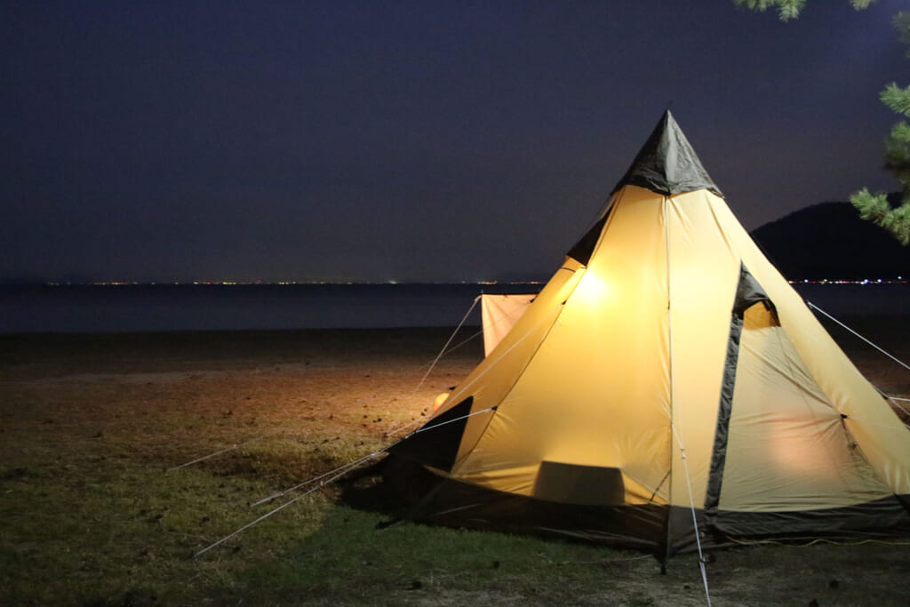 夜の海キャンプ