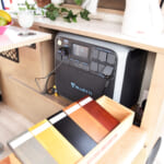 【画像】高出力のポタ電を標準装備！　「ポップアップルーフ」があれば家族や仲間と快適車中泊が叶う 〜 画像1