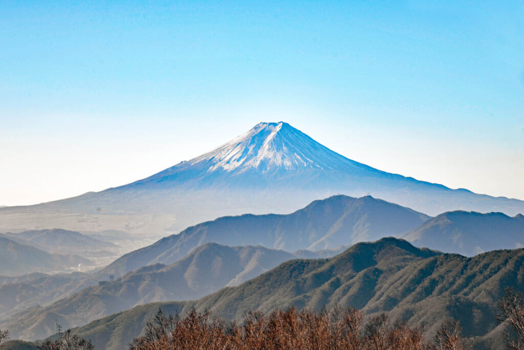 雁ヶ腹摺山から望む富士山
