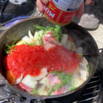 【画像】キャプテンスタッグの「ダッチオーブン」でキャンプ飯のド定番ビーフシチューを美味しく喰らう 〜 画像1