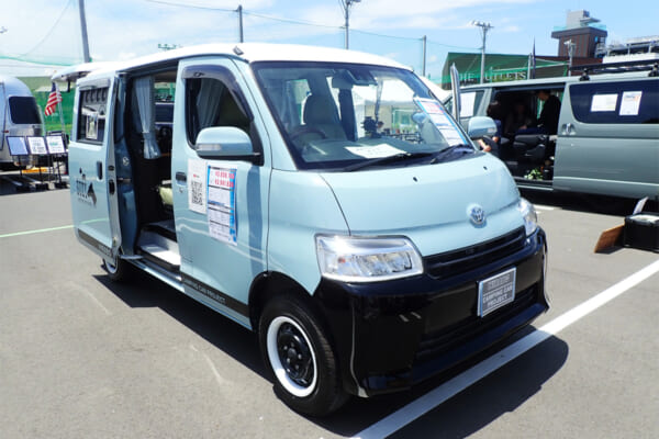 平野オートボディのキャンピングカーSUZY
