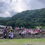 林間学校きつねキャンプの集合写真