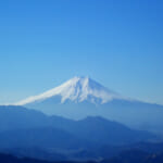 百蔵山から望む富士山