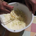 【画像】アウトドアで「もんじゃ焼き」ってマジかっ！　やってみたら目から鱗のそのお味やいかに 〜 画像1
