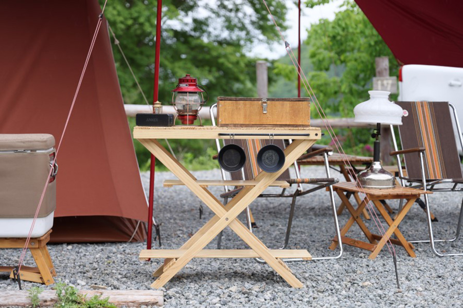 VALVEのFODI-WOOD TABLE