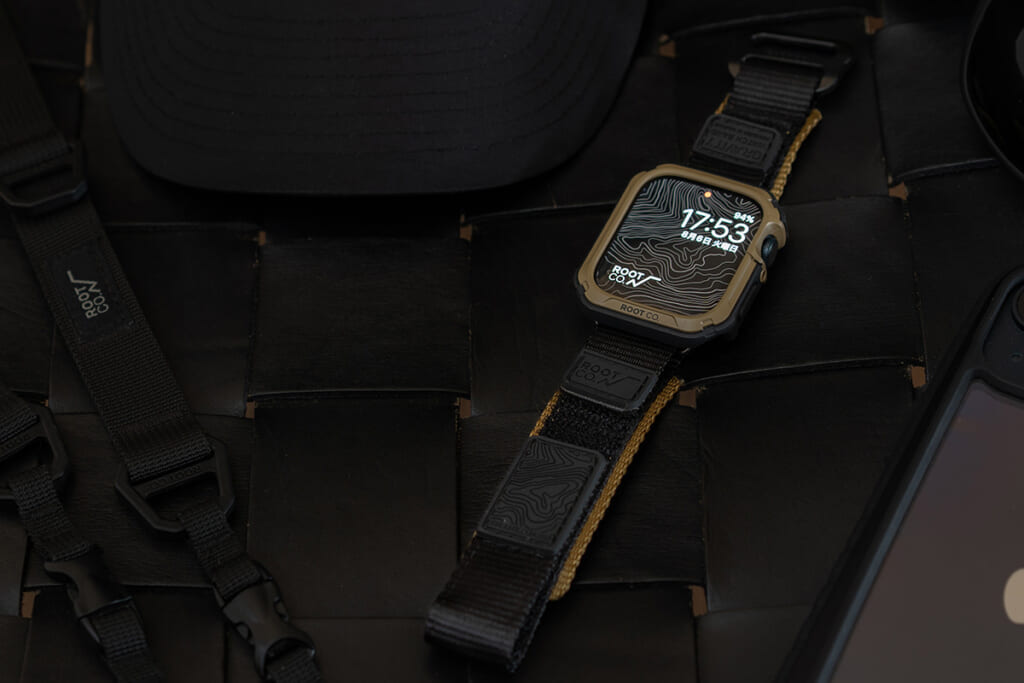 ROOT CO.のAppleWatchケース
