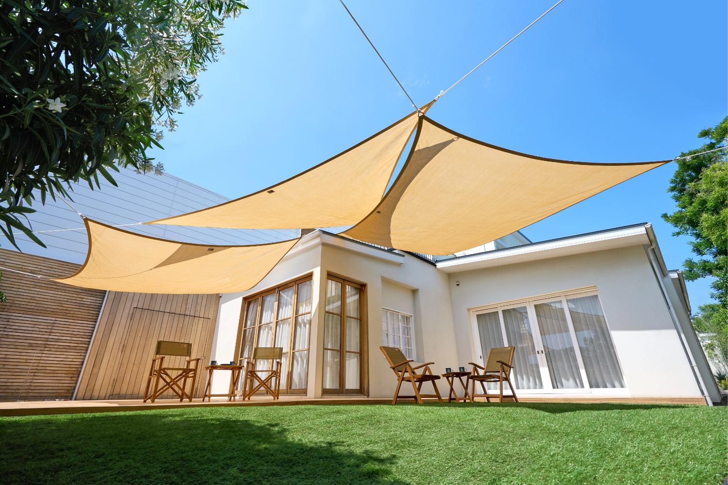 自宅にいながらキャンプを満喫！ お庭やベランダがキャンプサイトに