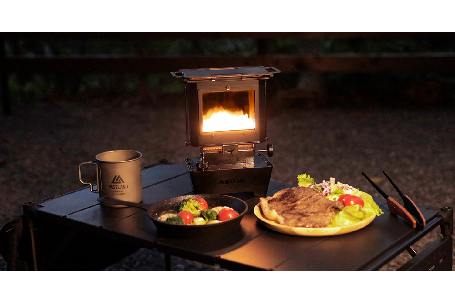 1台で4役こなす優れモノ！ オシャレな「アイロンストーブ」で秋冬