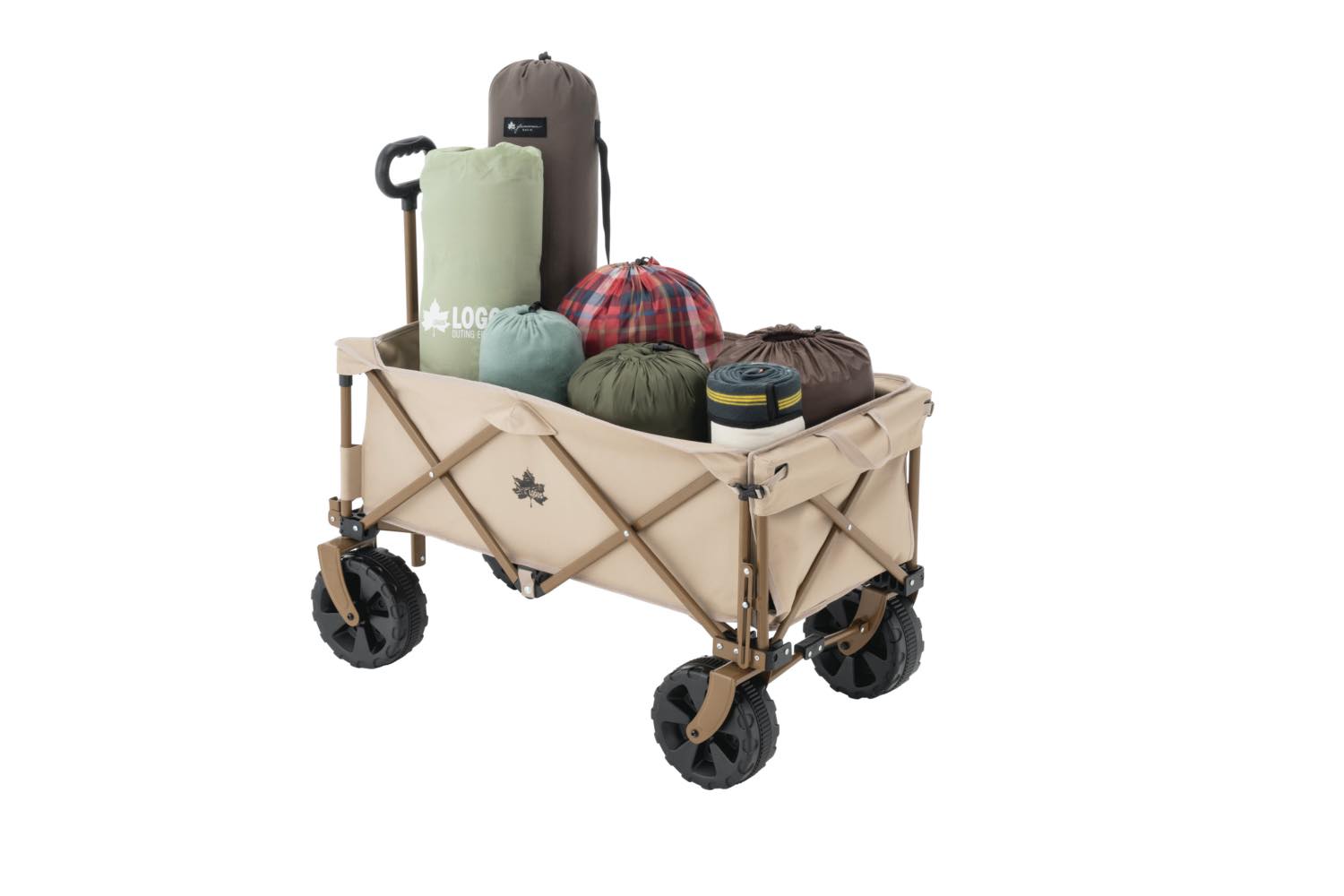 キャンプ道具の持ち運びが断然快適に！ 荷室後部の開放で長尺モノが